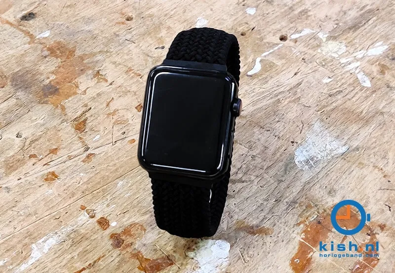 Apple zwart solobandje gevlochten - 45mm - Maat 17