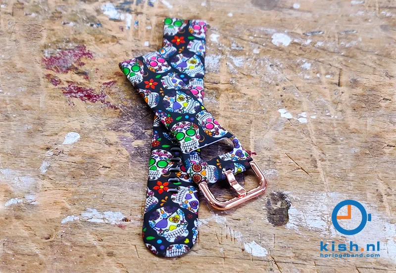 Samsung Galaxy Watch Active 2 watchstrap skull print