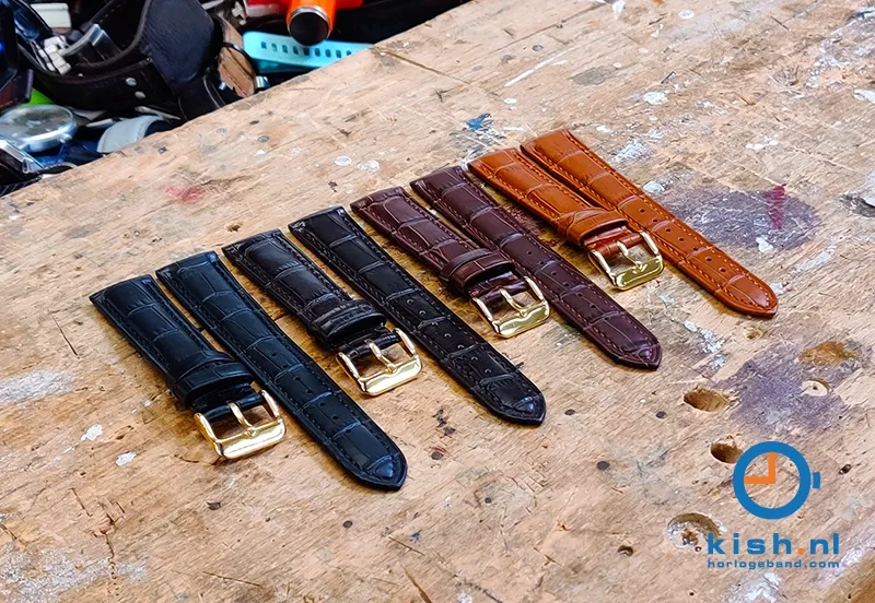 Watchstrap 18mm croco leather black