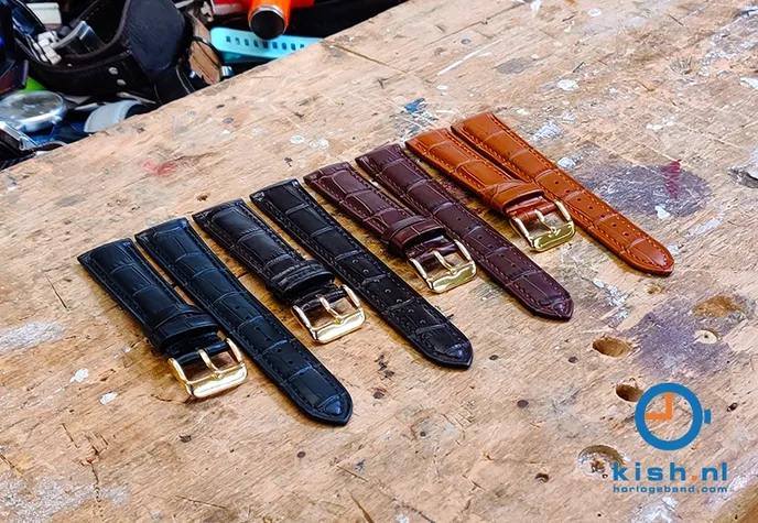 Watchstrap 18mm croco leather black
